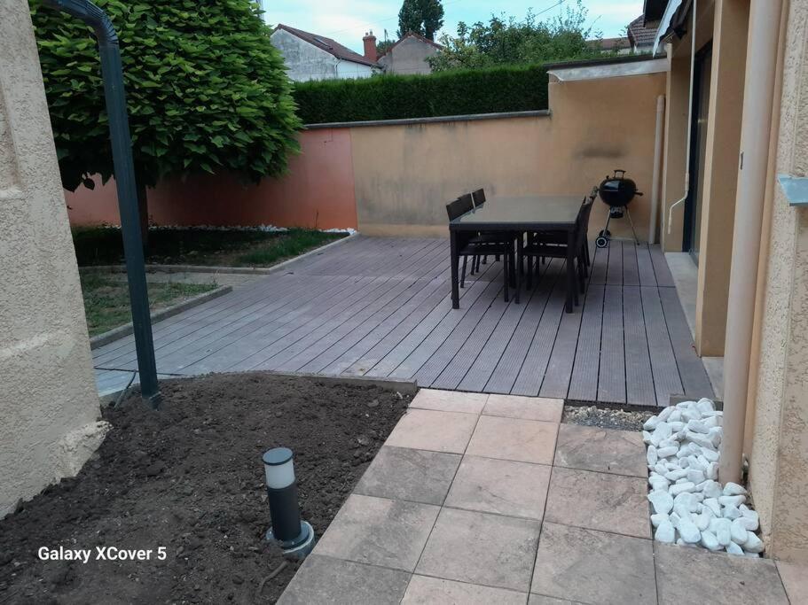 Le Loft - Villa De 70M² Avec Jardin Clos Chalon-sur-Saône Eksteriør billede